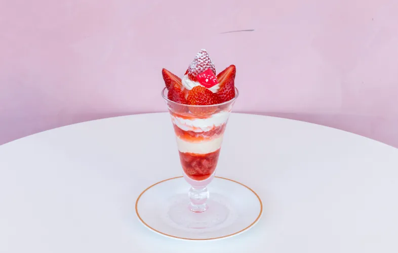 佐賀県産「いちごさん」スペシャルパフェの写真