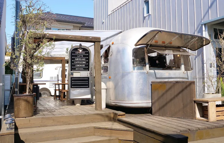 クレープとエスプレッソとの写真