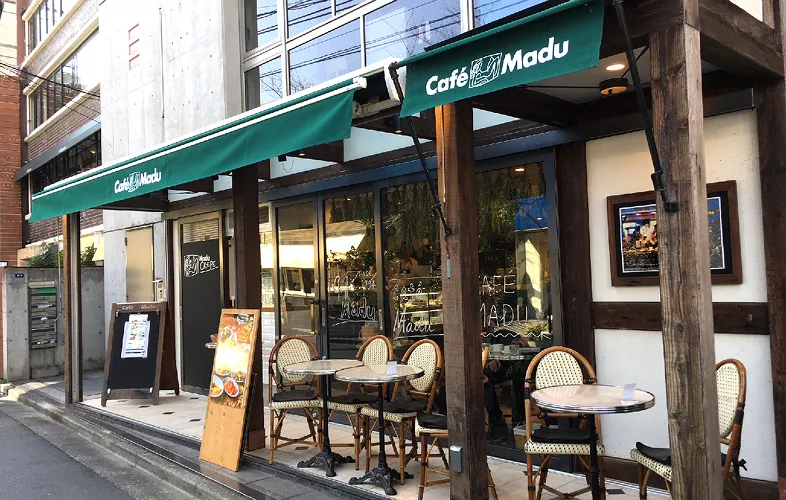 Café Madu 青山店の写真