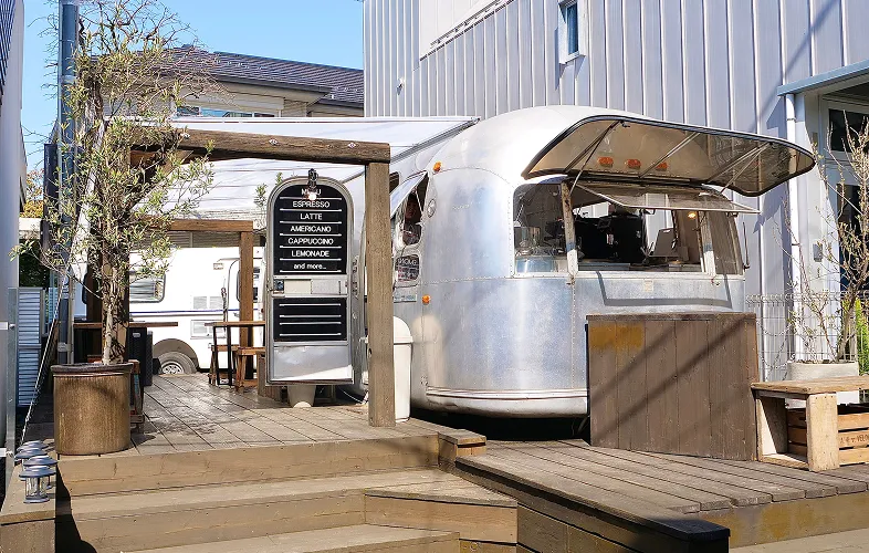 クレープとエスプレッソとの写真